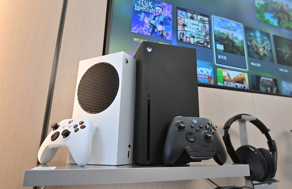 Imagine Joc Oficial: Microsoft nu renunță la Xbox, dar face pasul către jocurile multi-platform. Care vor fi primele titluri publicate de companie pe PlayStation și Nintendo? | 2review.ro