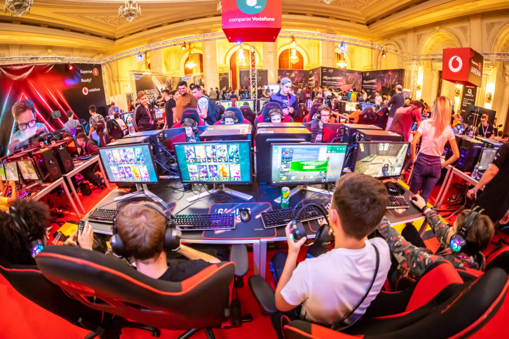 Imagine Joc Bucharest Gaming Week începe: workshop-uri pentru liceeni, proiecții de filme inspirate din jocuri video și competiții de gaming | 2review.ro