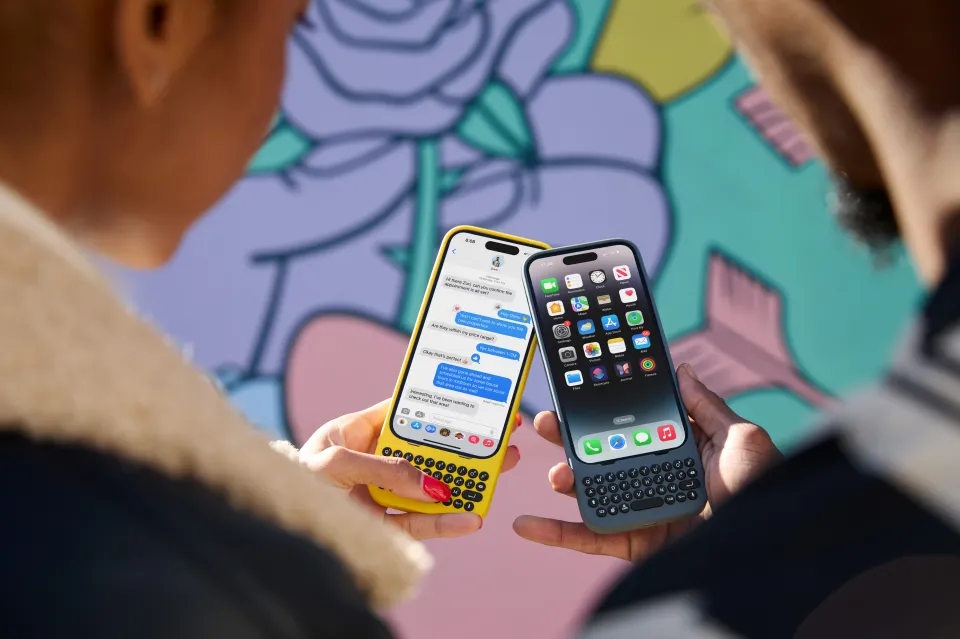 Imagine Joc Accesoriu inedit pentru iPhone: mesaje și jocuri cu precizie mai ridicată? | 2review.ro