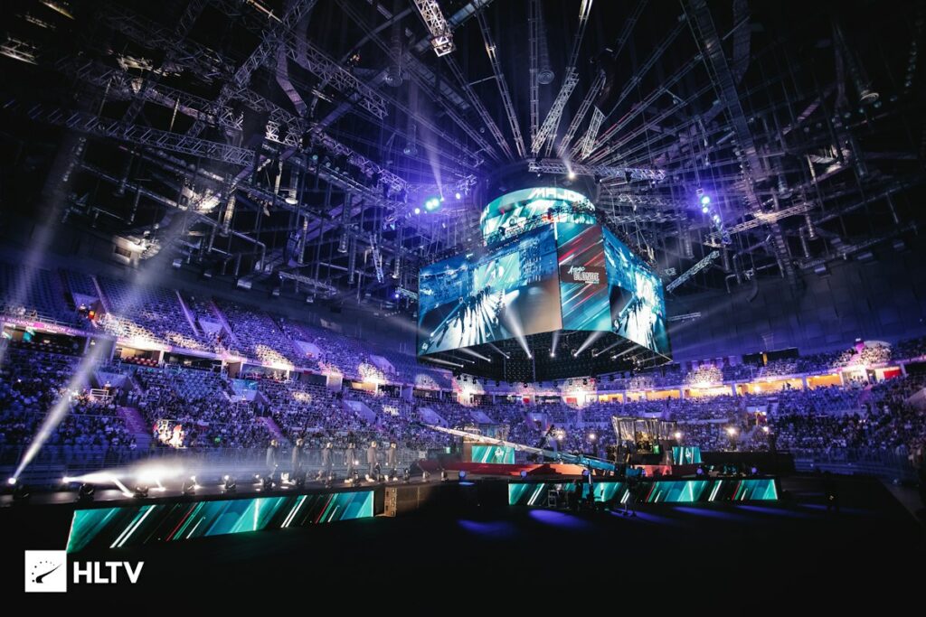 Imagine Joc Echipa românească Nexus joacă astăzi primele meciuri de calificare pentru Major-ul din Copenhaga, cea mai prestigioasă competiție de Counter-Strike din lume | 2review.ro