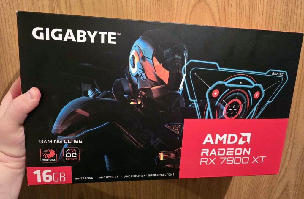Imagine Joc GIGABYTE AMD Radeon RX 7800 XT: alternativă de top la un preț rezonabil | 2review.ro