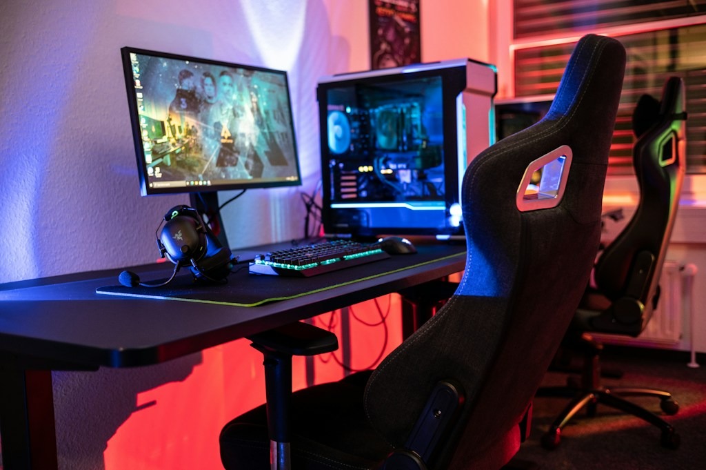 Imagine Joc Scaun de gaming sau scaun de birou? Ce contează cu adevărat pentru confort după 8 ore la calculator (P) | 2review.ro
